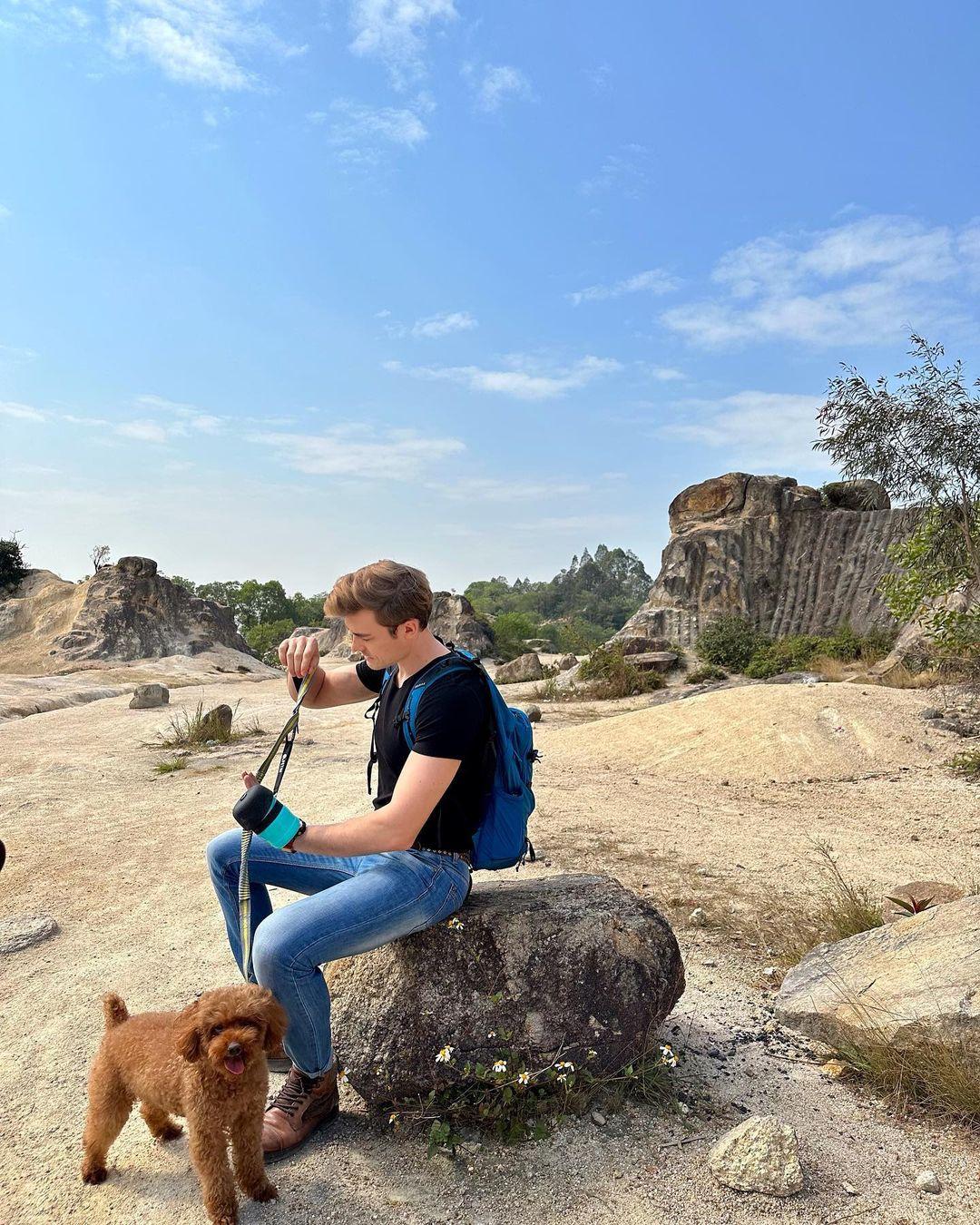 pet water bottle travel