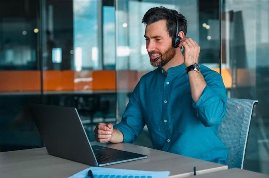 The Virtual Call Center The Virtual Call Center